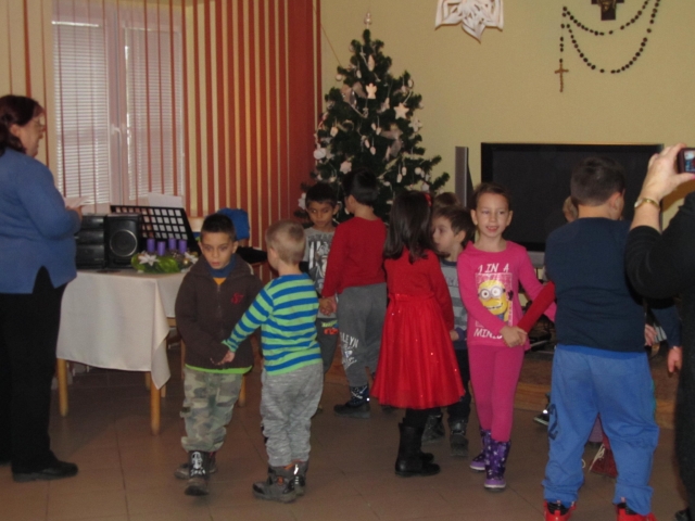 Vianočný program detí z MŠ Krivec