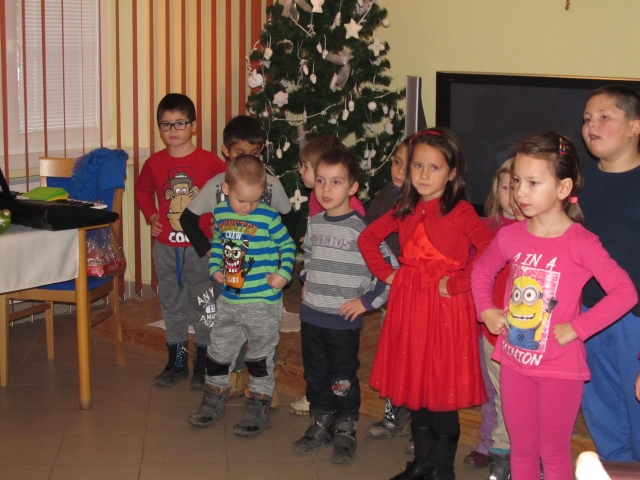 Vianočný program detí z MŠ Krivec